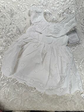 NWT Quiltex White Eyelet Ruffle Dress for Girls